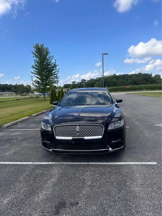2019 Lincoln Continental 10th Gen - Image 2 of 16