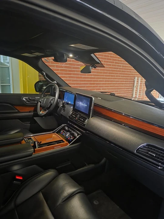 2019 Lincoln Navigator 4th Gen - Image 2 of 4