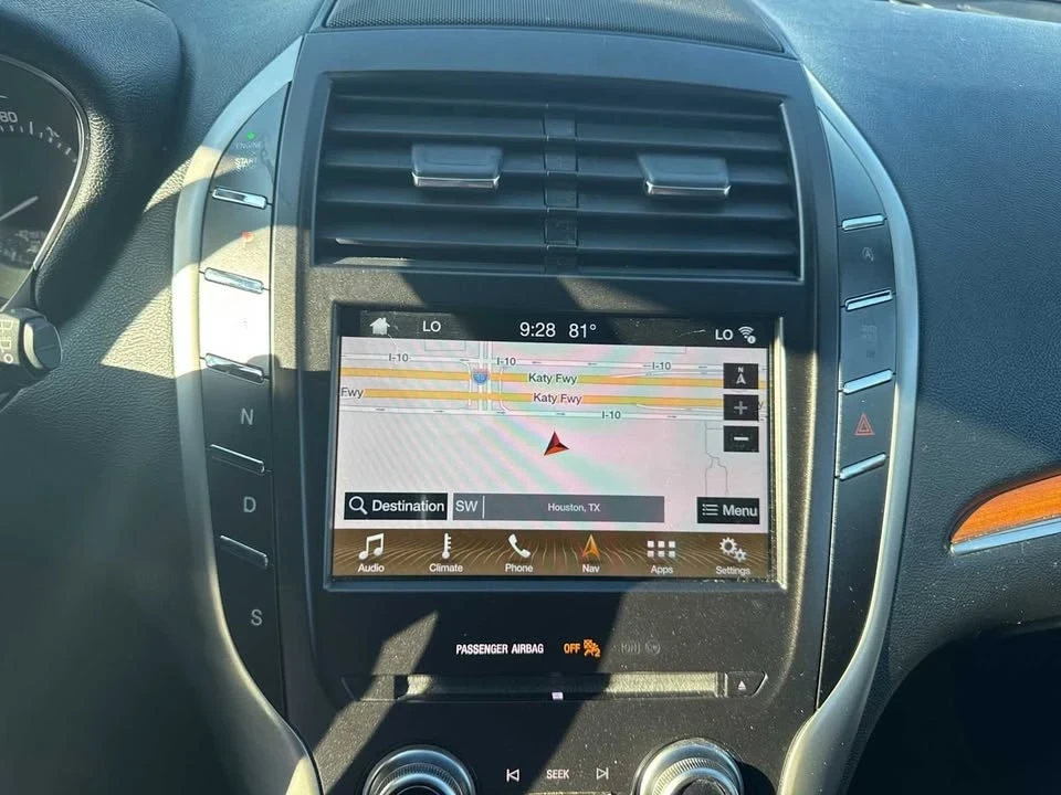 2019 Lincoln MKC - Image 8 of 9