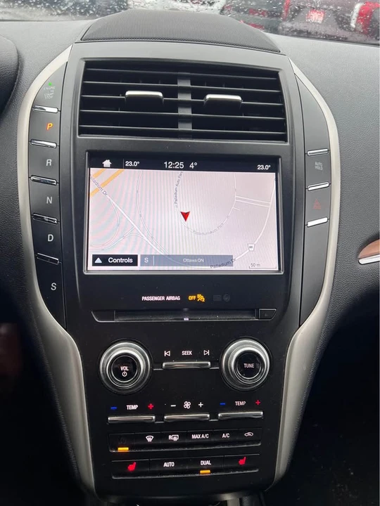 2019 Lincoln MKC - Image 14 of 18