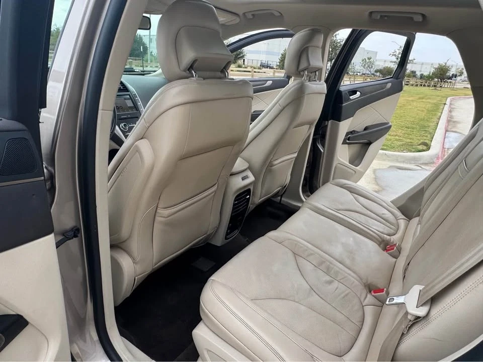 2019 Lincoln MKC - Image 17 of 19
