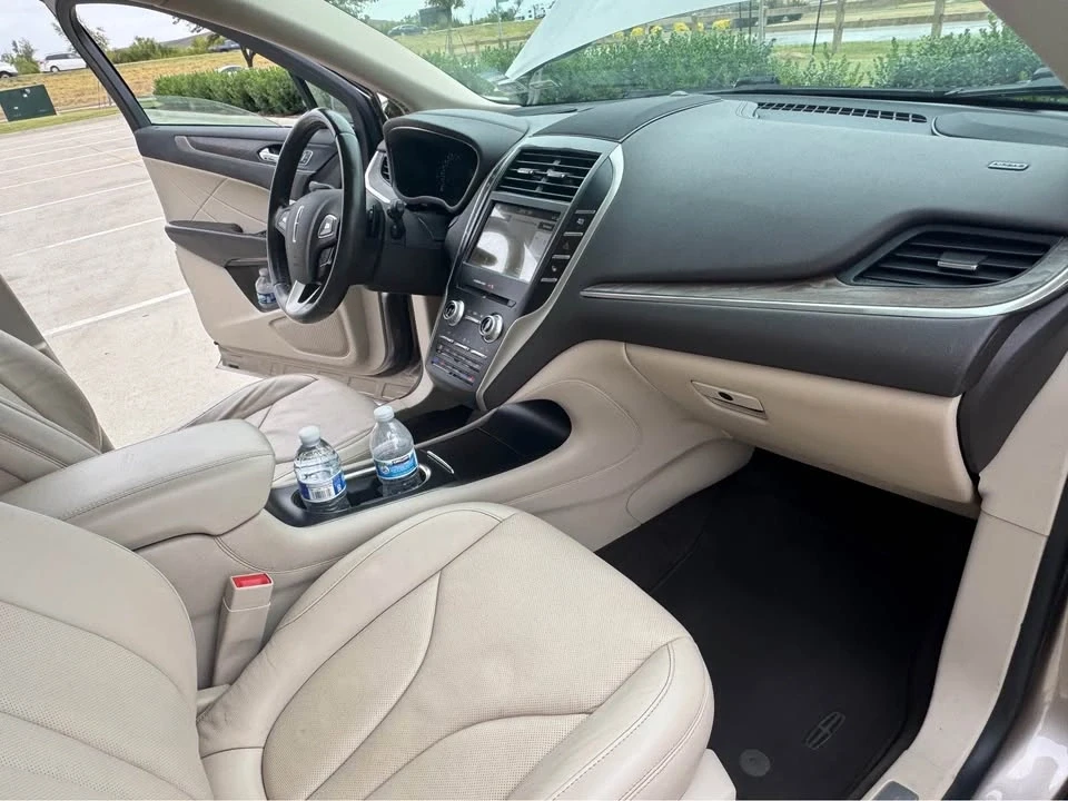 2019 Lincoln MKC - Image 14 of 19