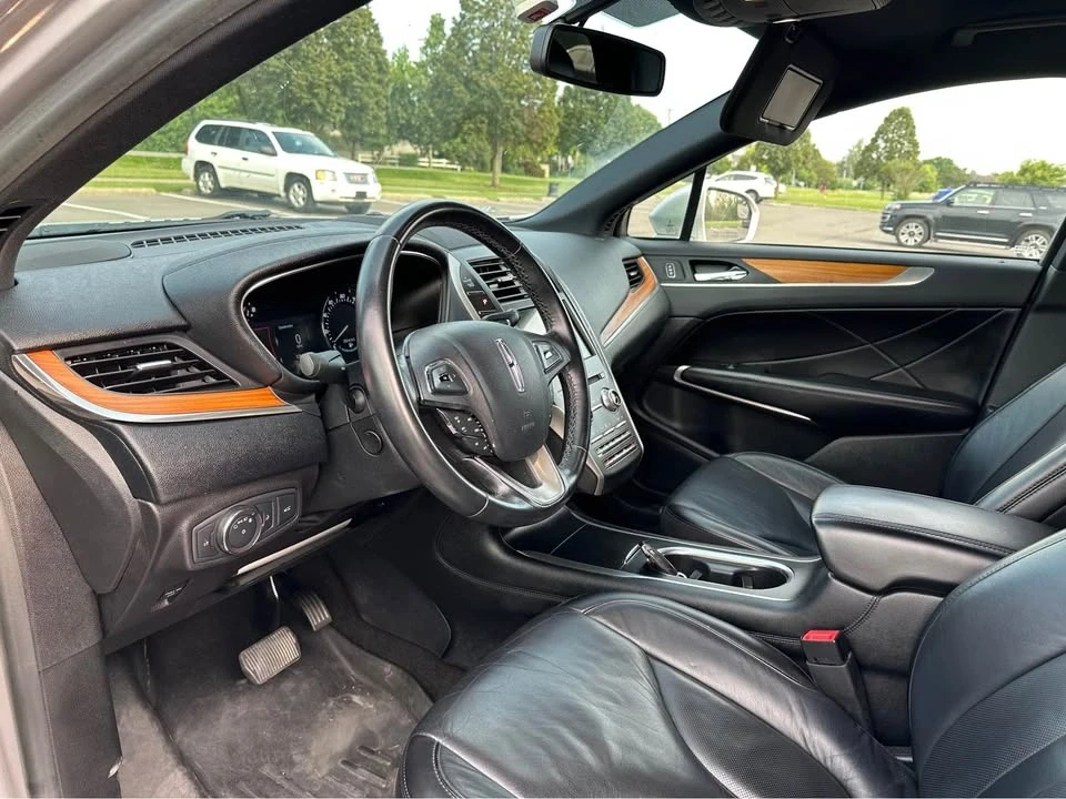 2019 Lincoln MKC - Image 11 of 14