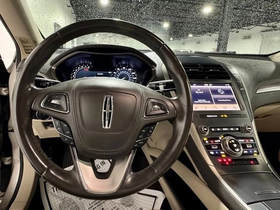 2019 Lincoln MKZ - Image 15 of 20