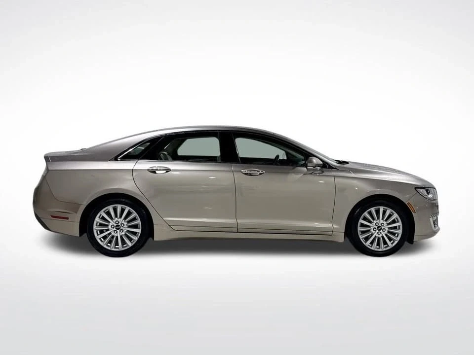 2019 Lincoln MKZ - Image 9 of 20