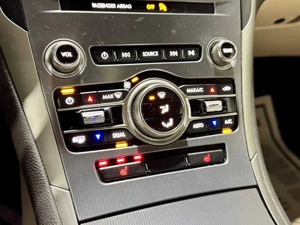 2019 Lincoln MKZ - Image 17 of 19