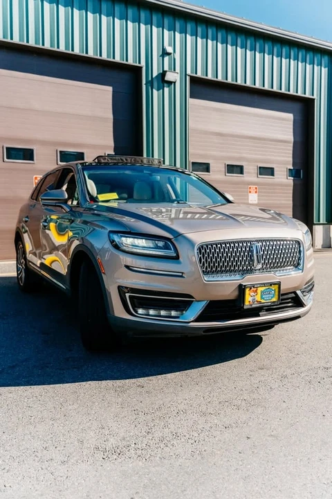 2019 Lincoln Nautilus - Image 2 of 8