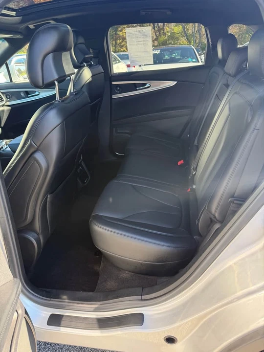 2019 Lincoln Nautilus - Image 7 of 10