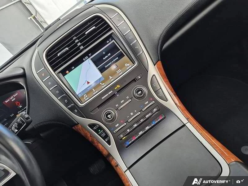 2019 Lincoln Nautilus - Image 13 of 17