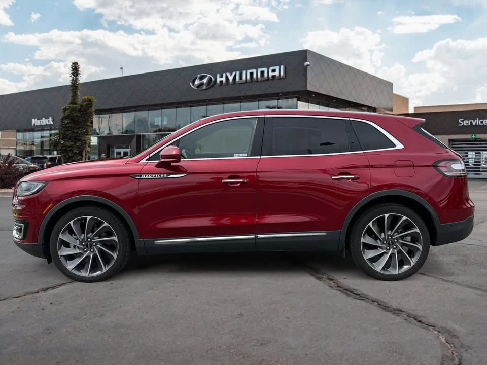 2019 Lincoln Nautilus - Image 2 of 15