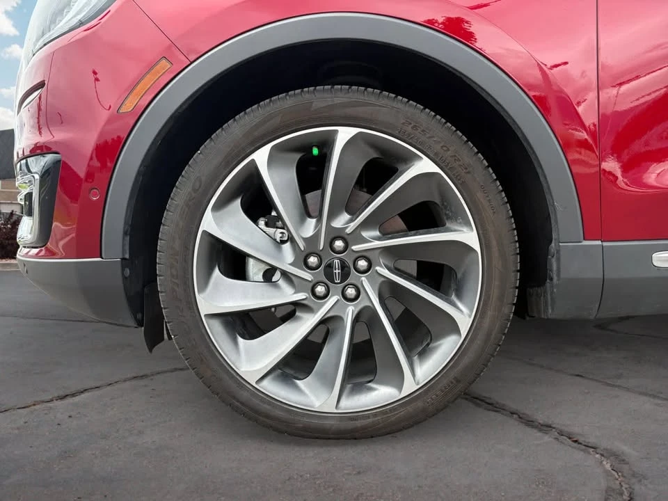 2019 Lincoln Nautilus - Image 14 of 15