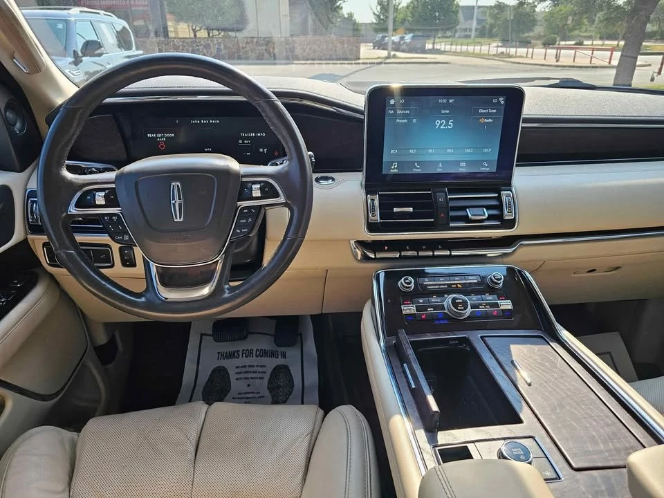 2019 Lincoln Navigator 4th Gen - Image 4 of 5