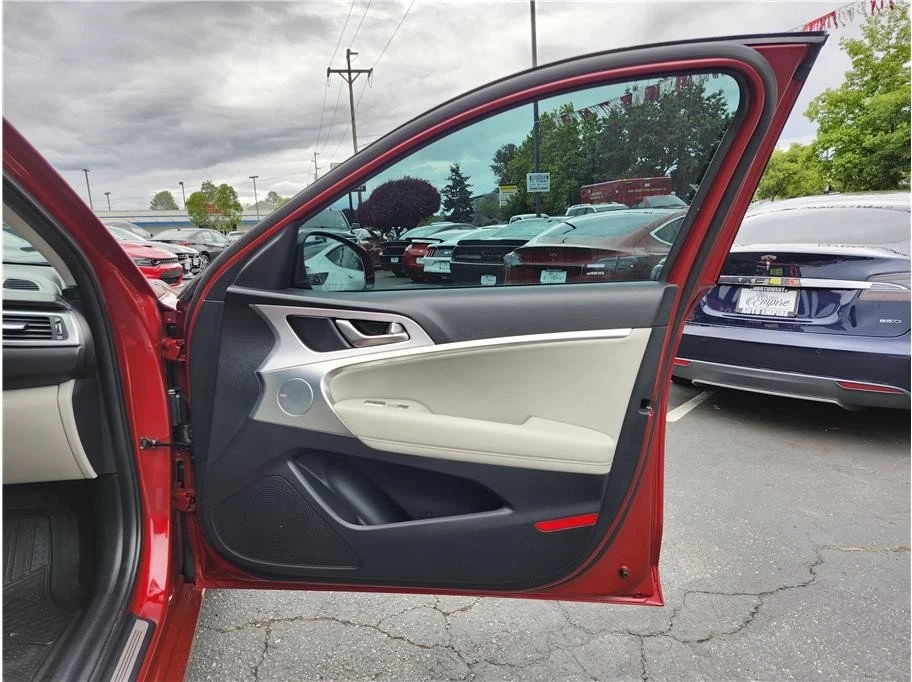 2019 Lotus - Image 15 of 19