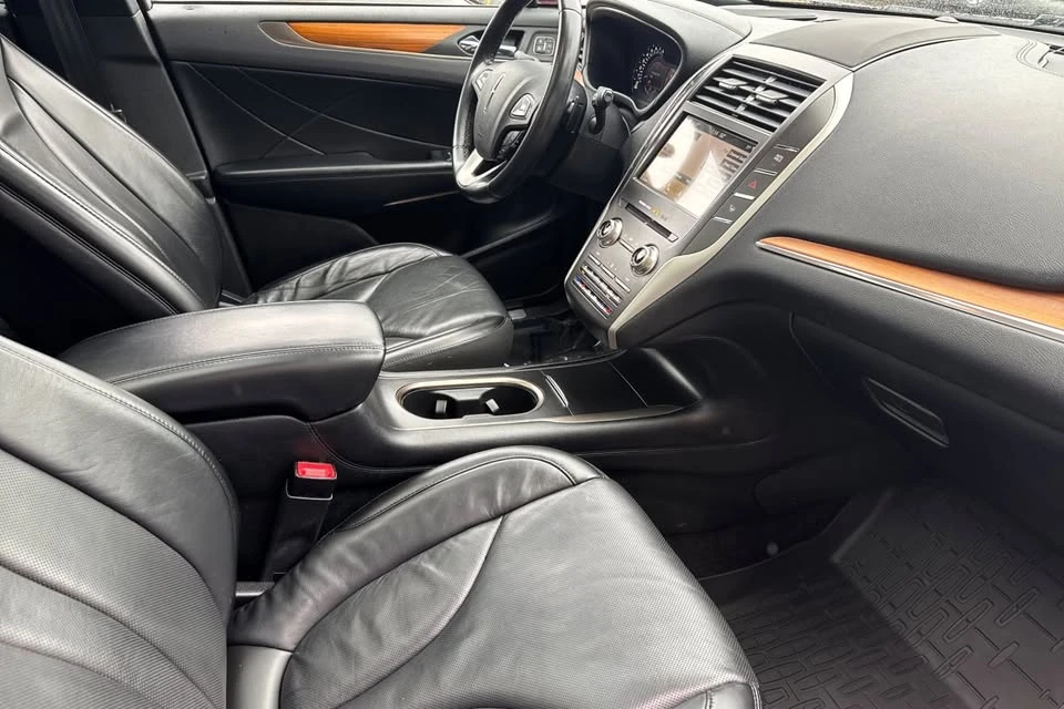 2019 Lotus - Image 6 of 8