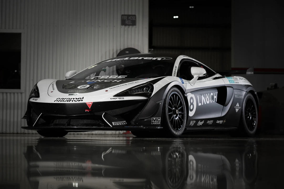 2019 McLaren 570S - Image 2 of 31