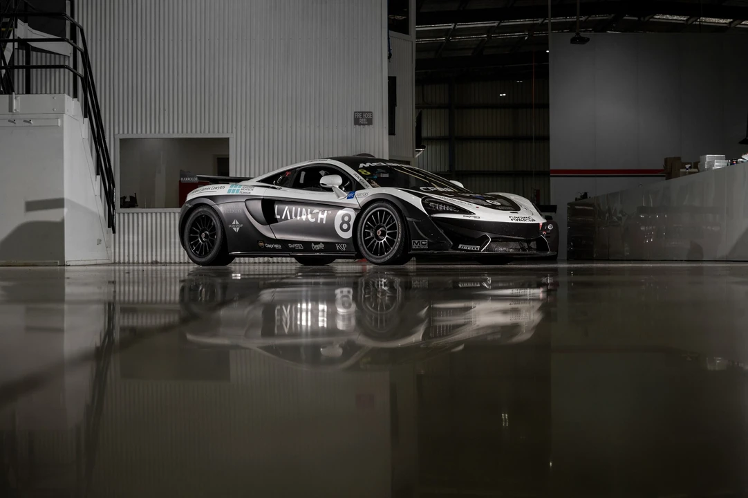 2019 McLaren 570S - Image 24 of 31