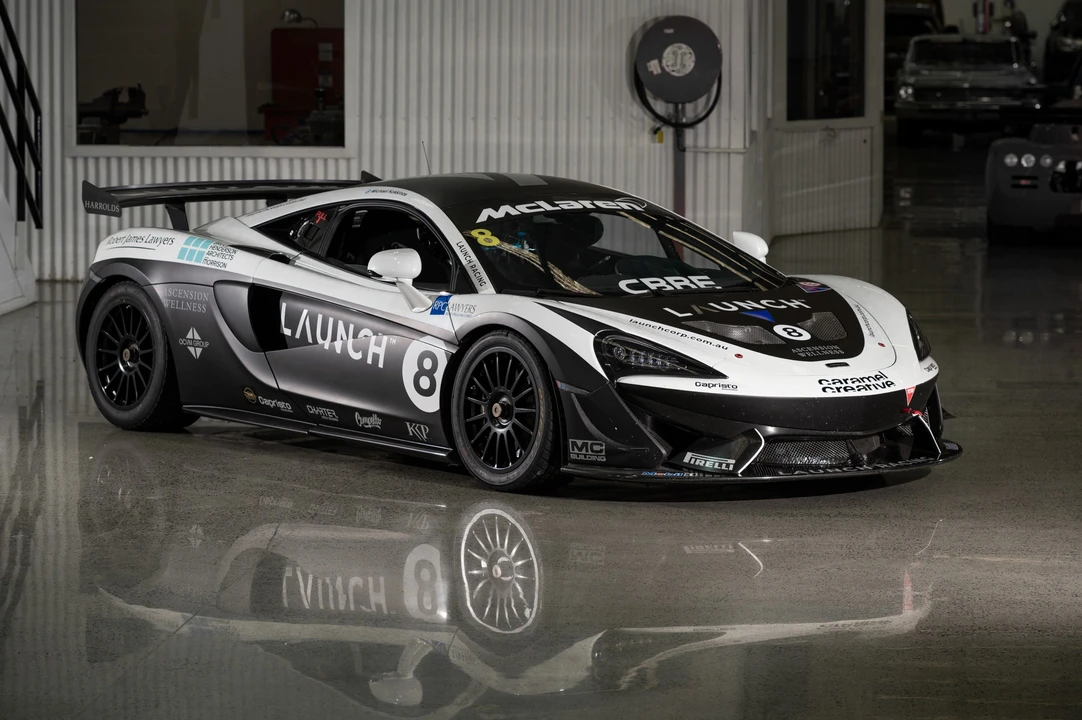 2019 McLaren 570S - Image 4 of 31