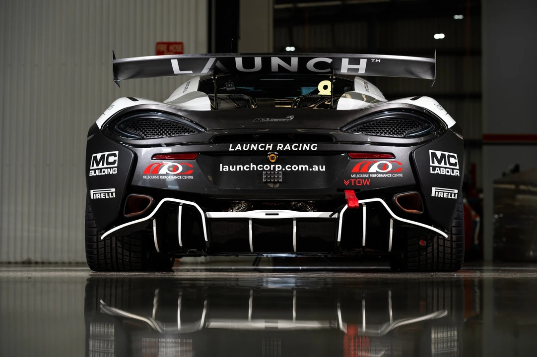 2019 McLaren 570S - Image 7 of 31