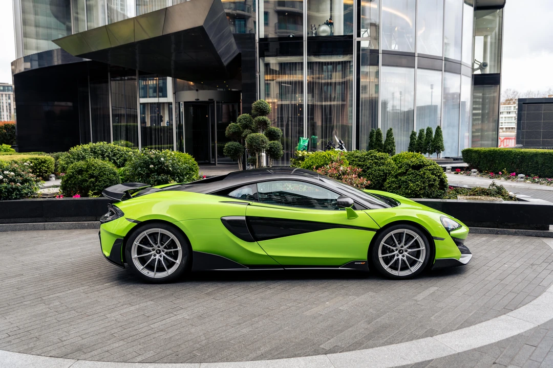 2019 McLaren 600LT - Image 17 of 31