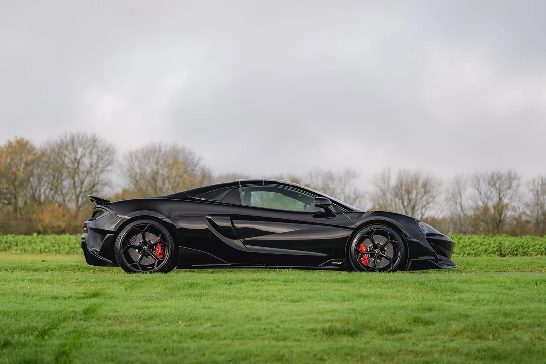 2019 McLaren 600LT Spider - Image 11 of 31