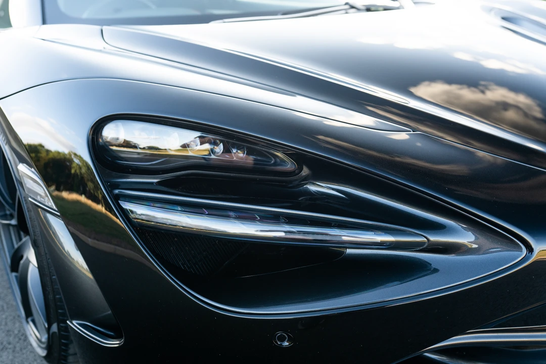 2019 McLaren 720S - Image 24 of 30