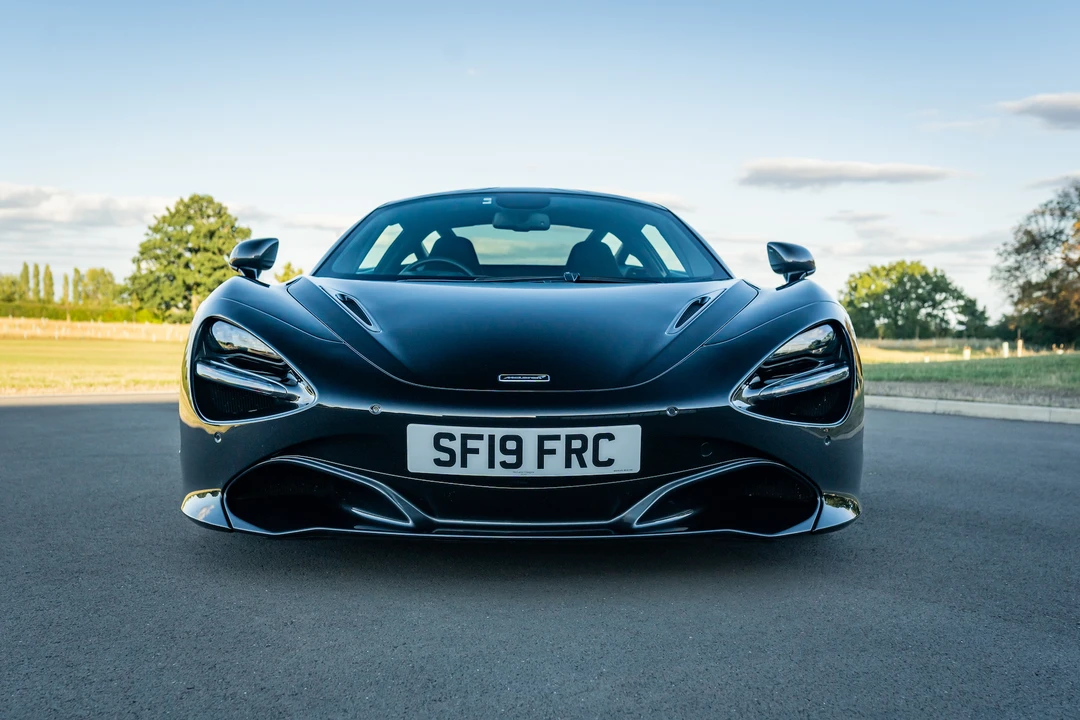 2019 McLaren 720S - Image 11 of 30