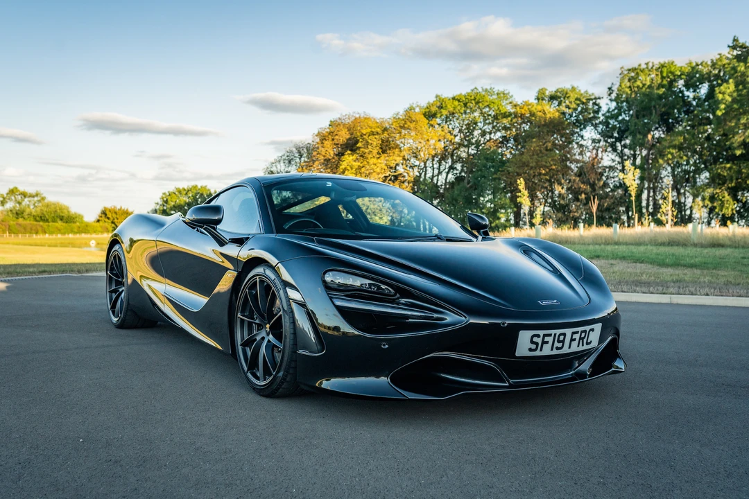 2019 McLaren 720S - Image 4 of 30