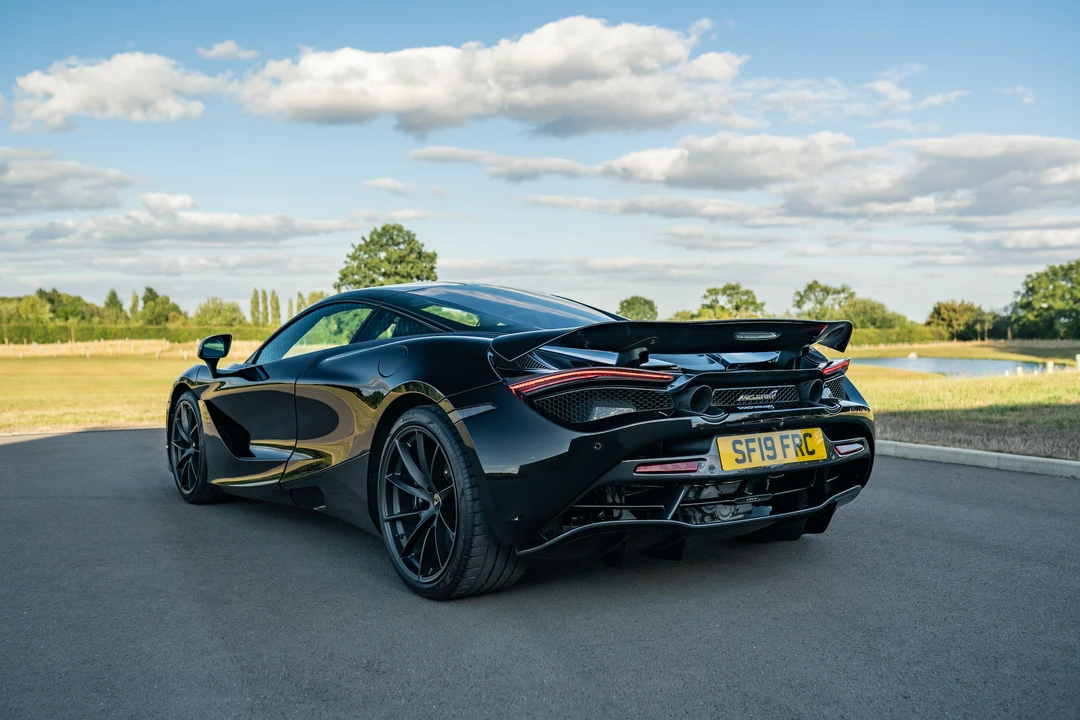 2019 McLaren 720S - Image 8 of 30