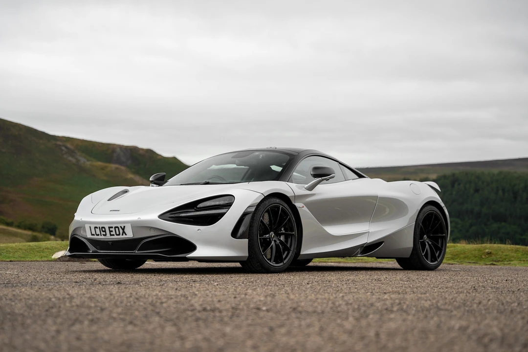 2019 McLaren 720S - Image 4 of 31