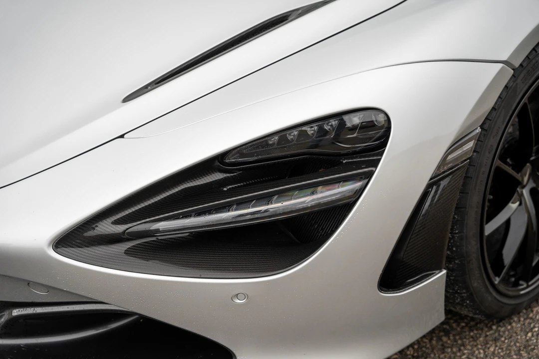2019 McLaren 720S - Image 16 of 31