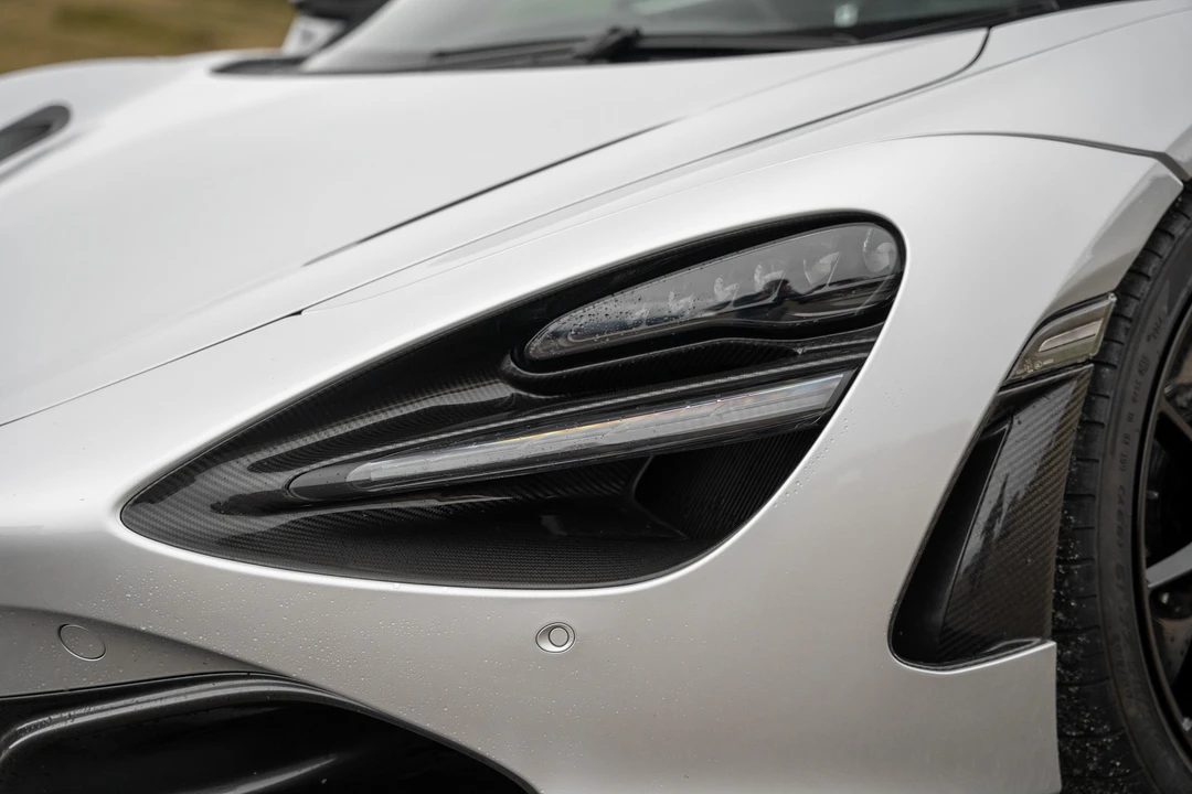 2019 McLaren 720S - Image 17 of 31