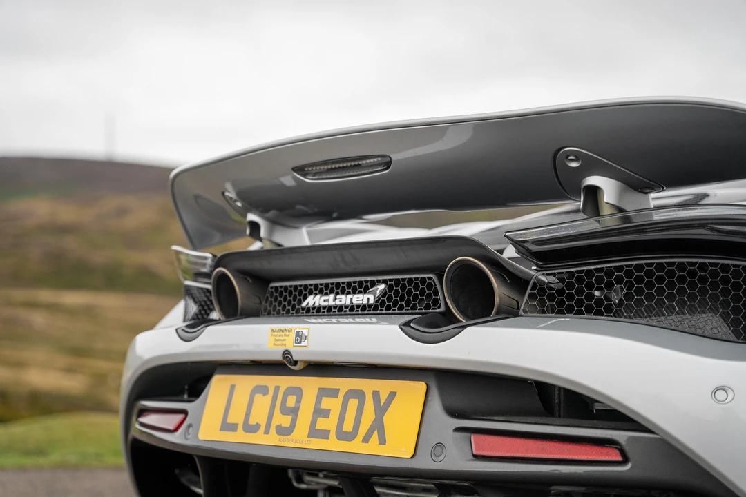 2019 McLaren 720S - Image 31 of 31