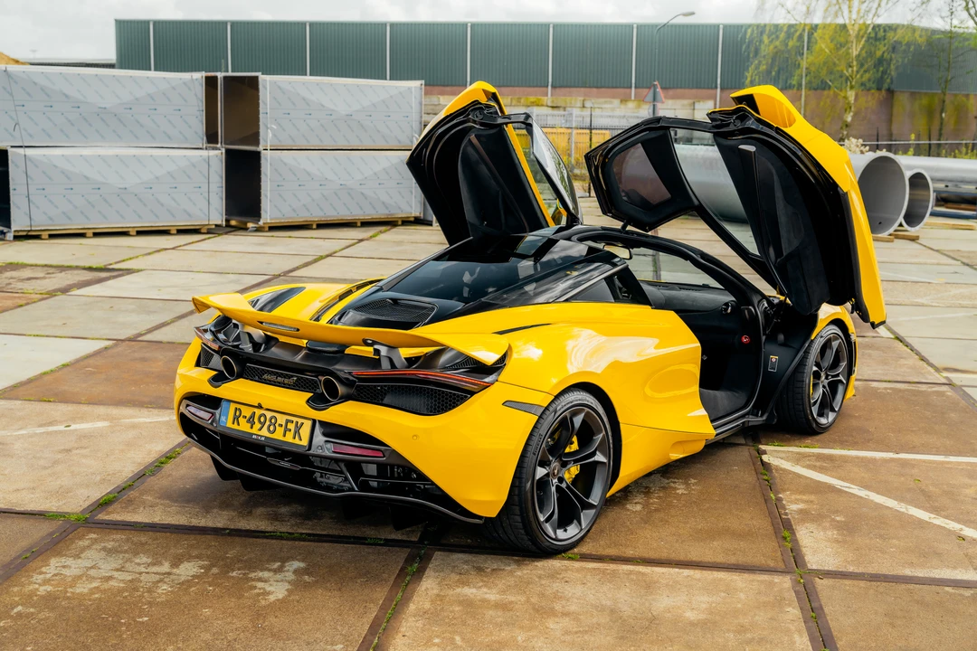 2019 McLaren 720S - Image 19 of 31