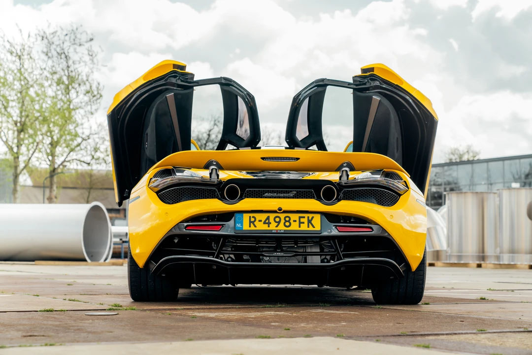 2019 McLaren 720S - Image 21 of 31