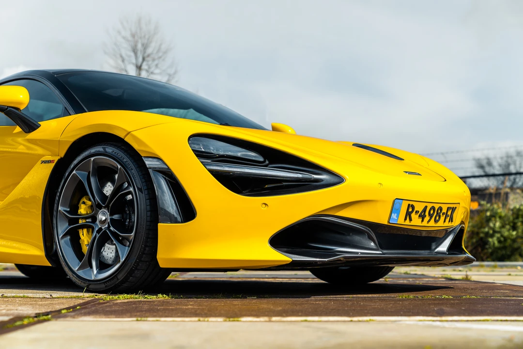 2019 McLaren 720S - Image 23 of 31