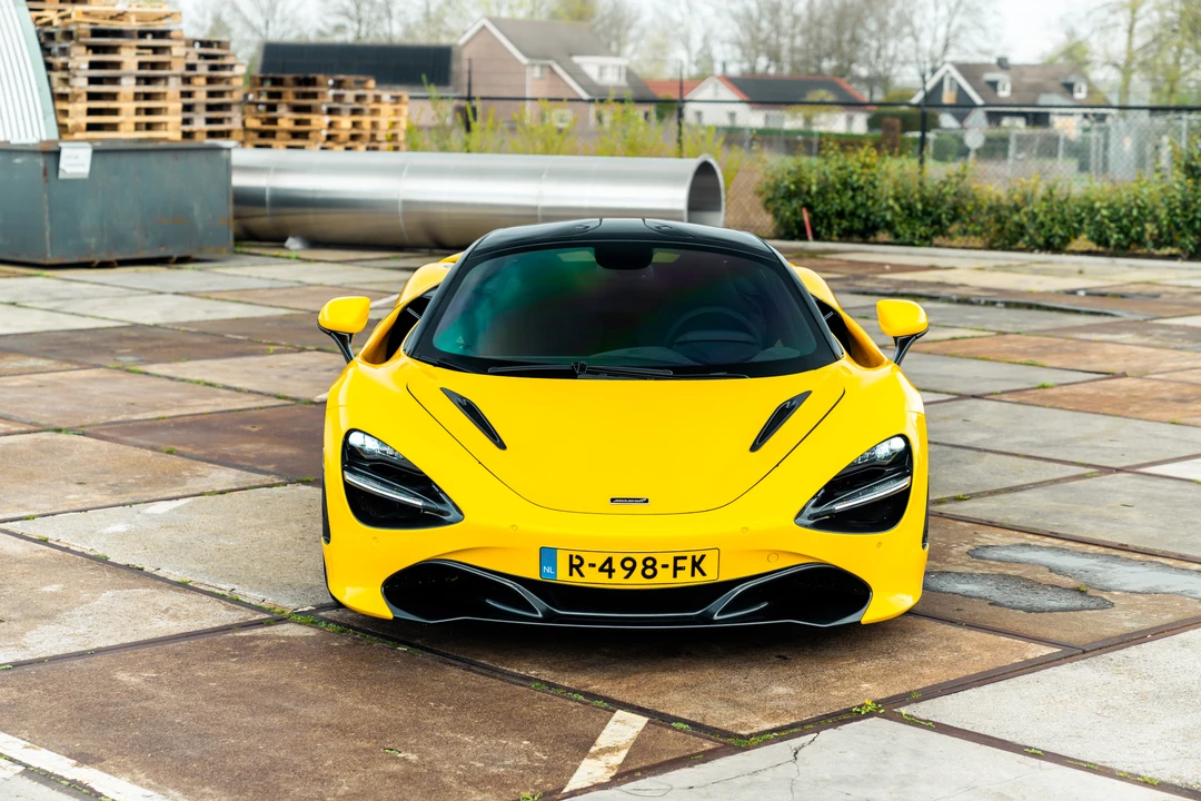 2019 McLaren 720S - Image 3 of 31