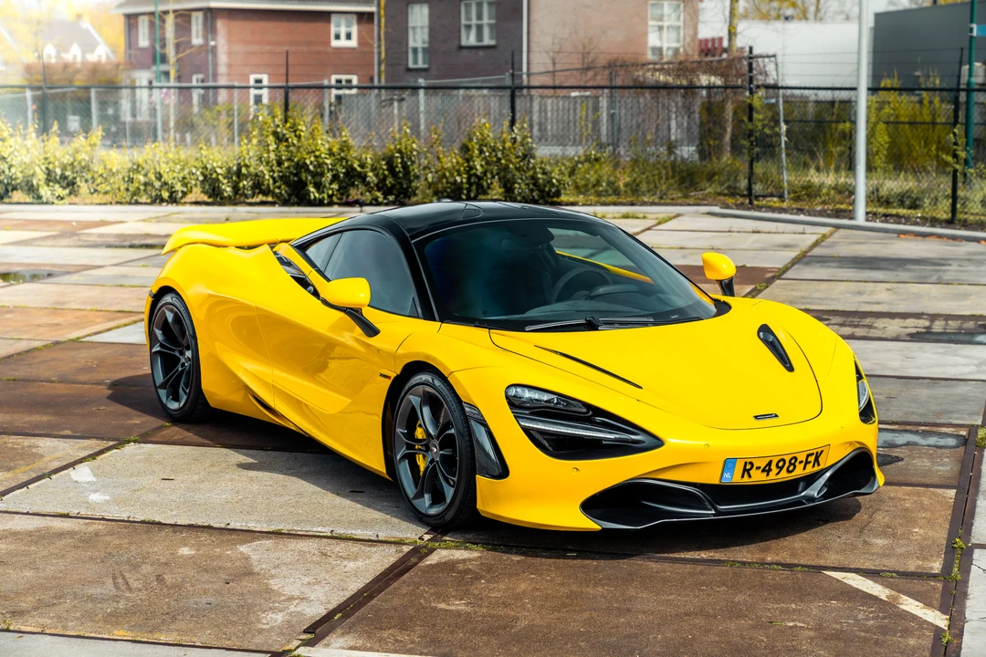2019 McLaren 720S - Image 16 of 31
