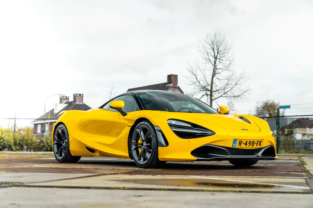 2019 McLaren 720S - Image 9 of 31