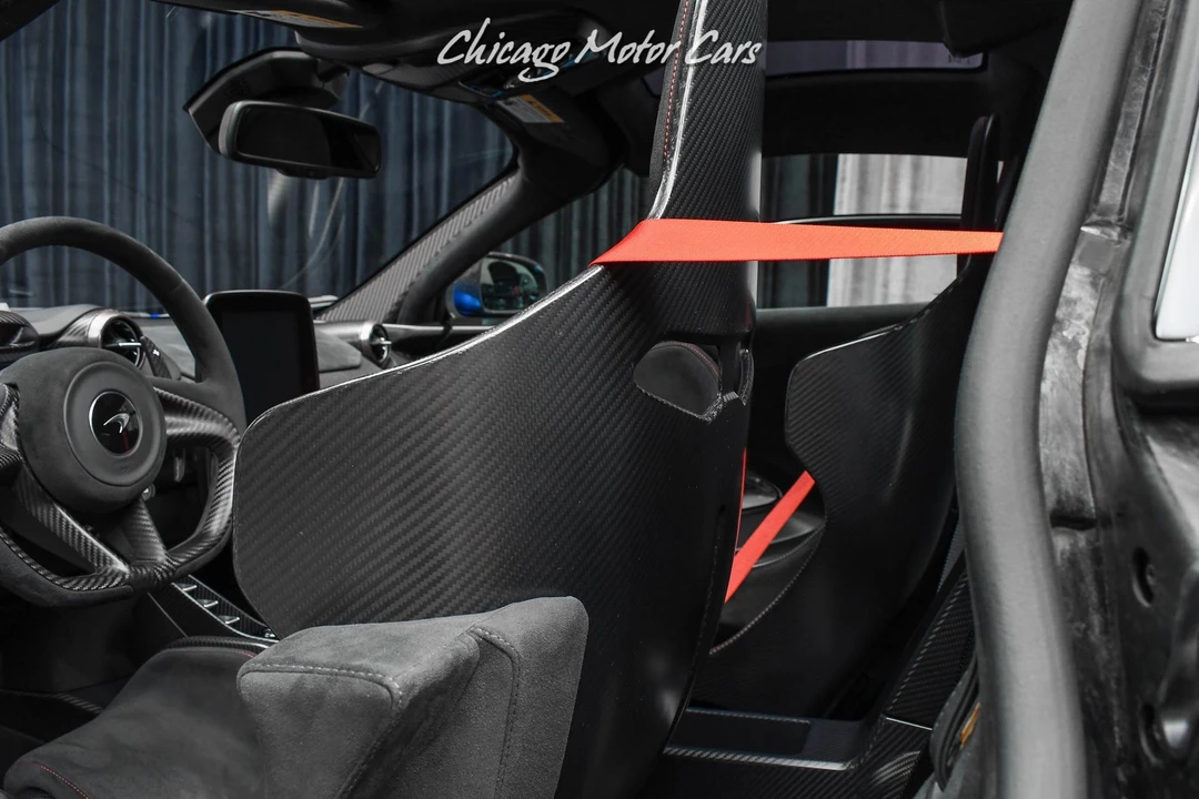 2019 McLaren Senna - Image 21 of 31