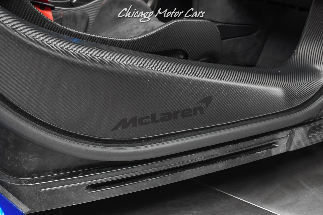 2019 McLaren Senna - Image 26 of 31