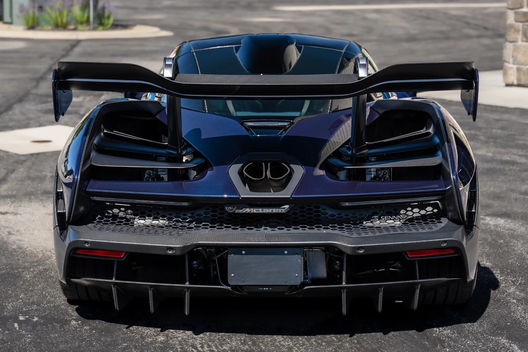 2019 McLaren Senna - Image 29 of 31