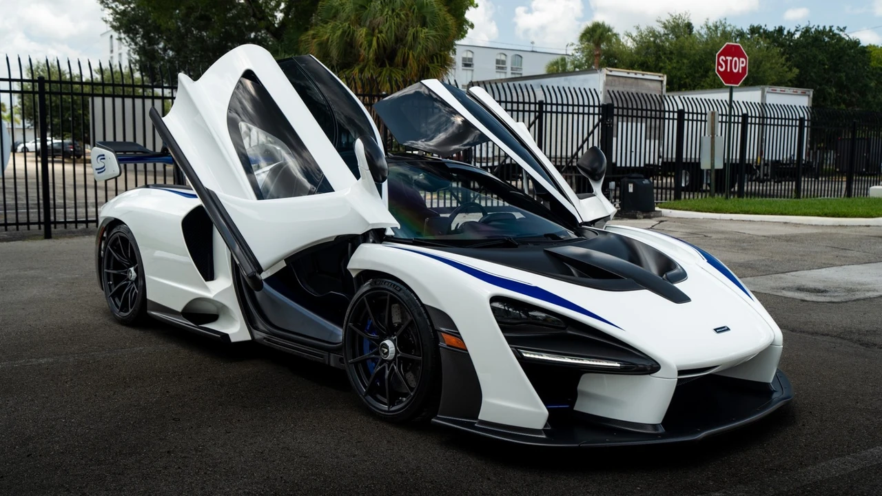 2019 McLaren Senna - Image 4 of 31