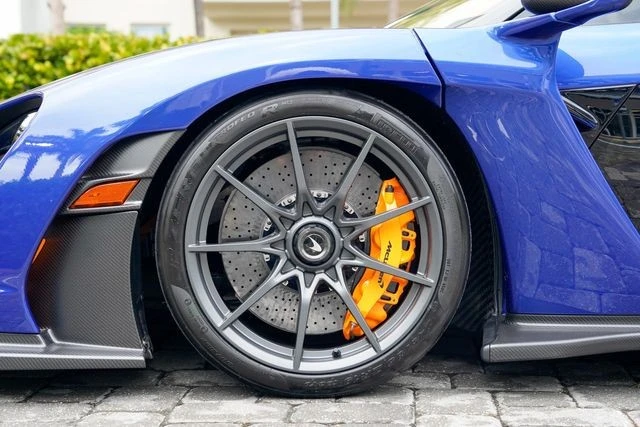 2019 McLaren Senna - Image 13 of 21