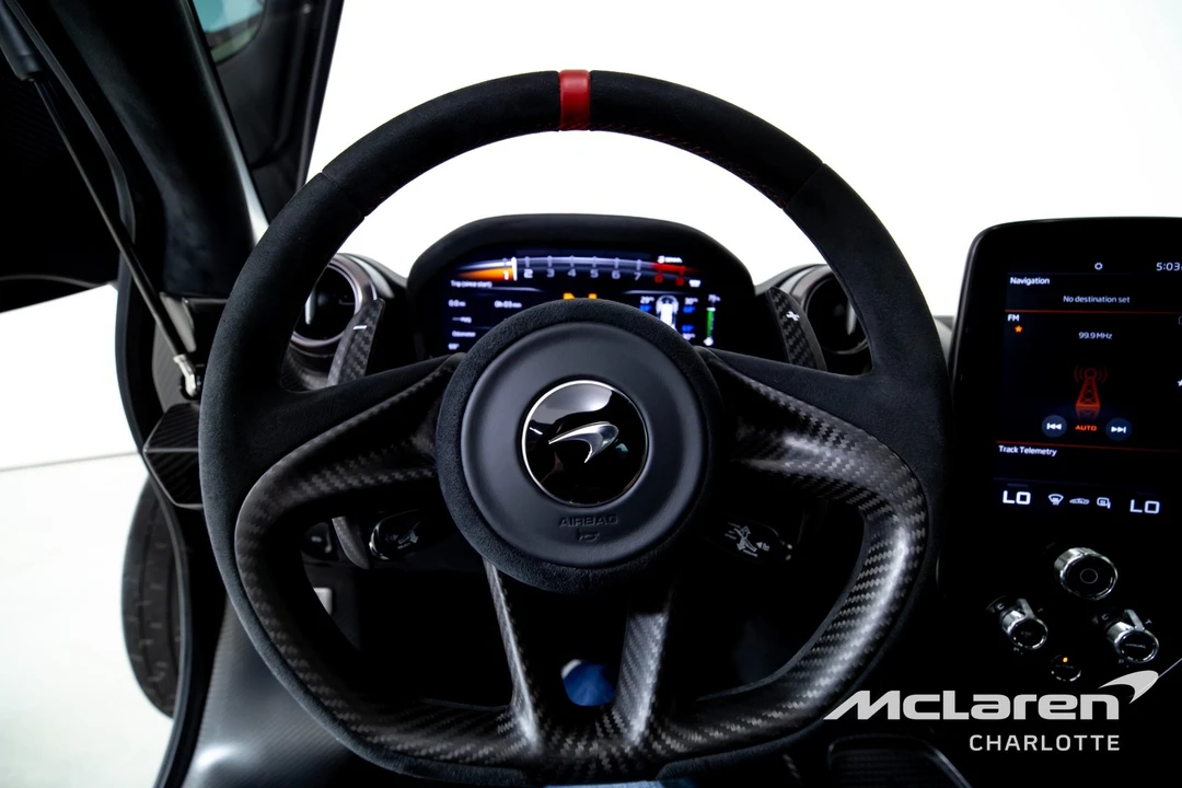 2019 McLaren Senna - Image 15 of 31