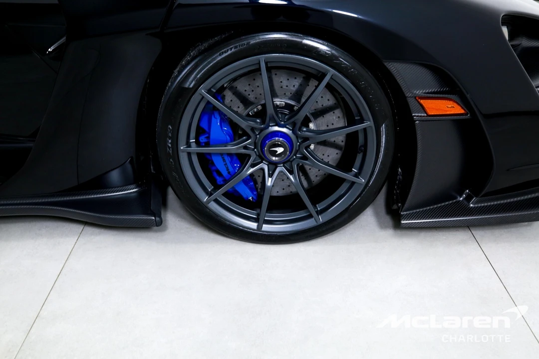2019 McLaren Senna - Image 23 of 31
