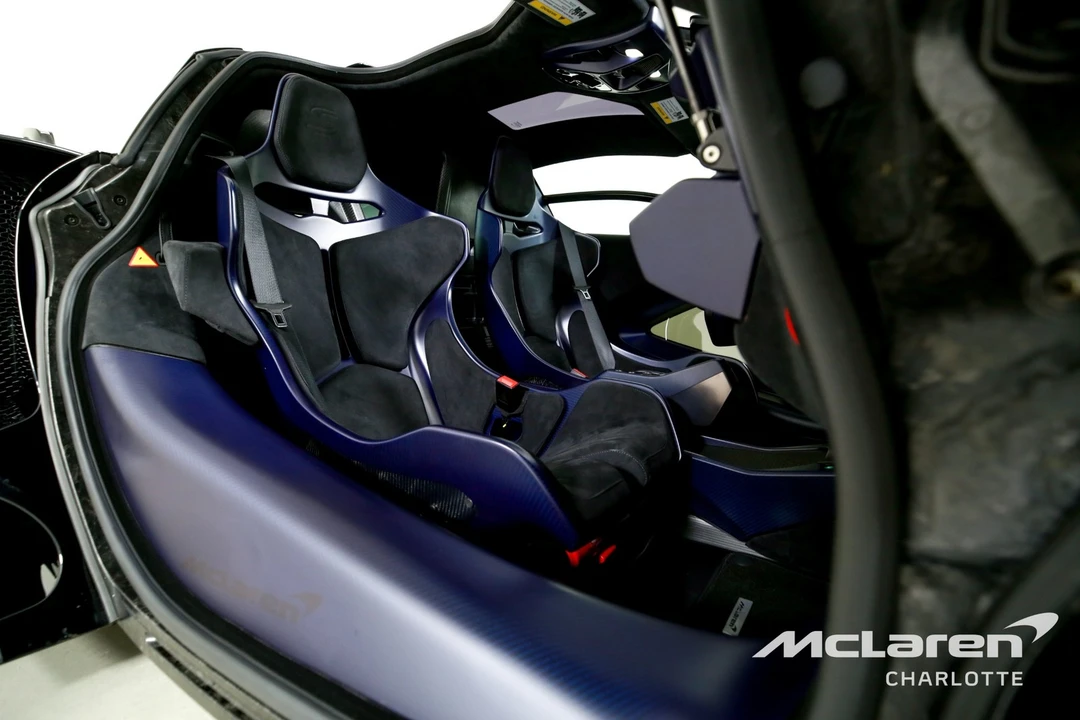 2019 McLaren Senna - Image 17 of 31
