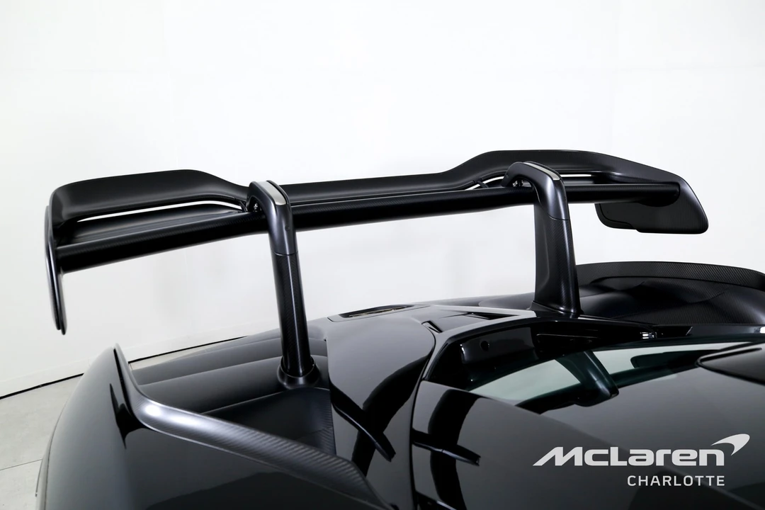 2019 McLaren Senna - Image 29 of 31