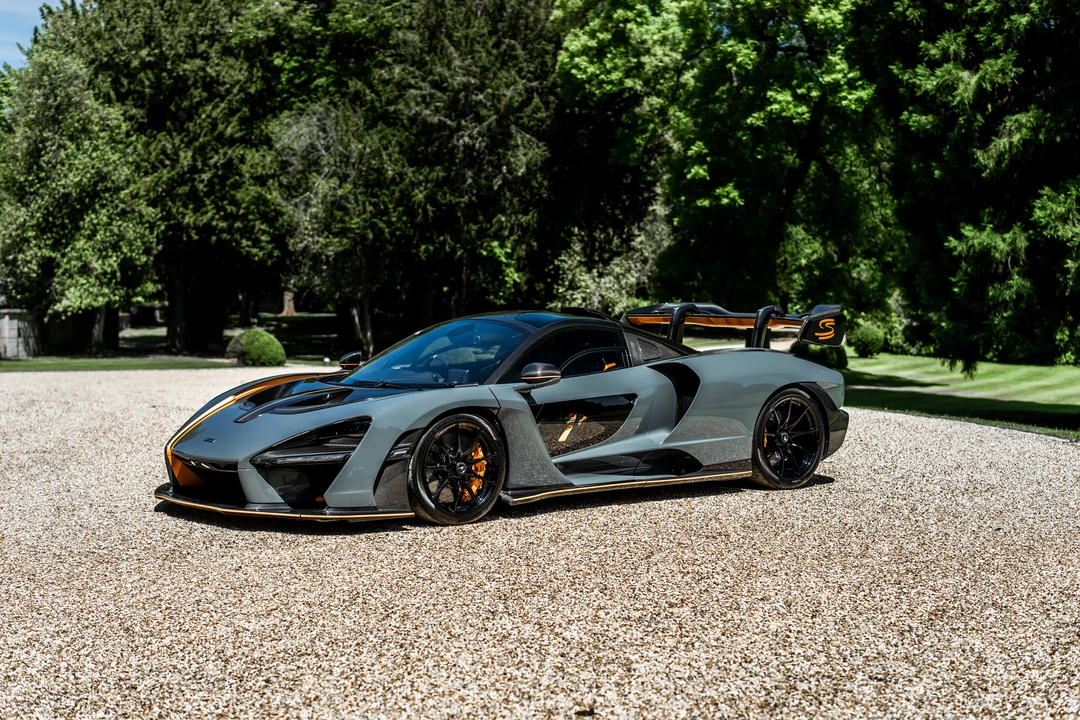 2019 McLaren Senna - Image 27 of 31