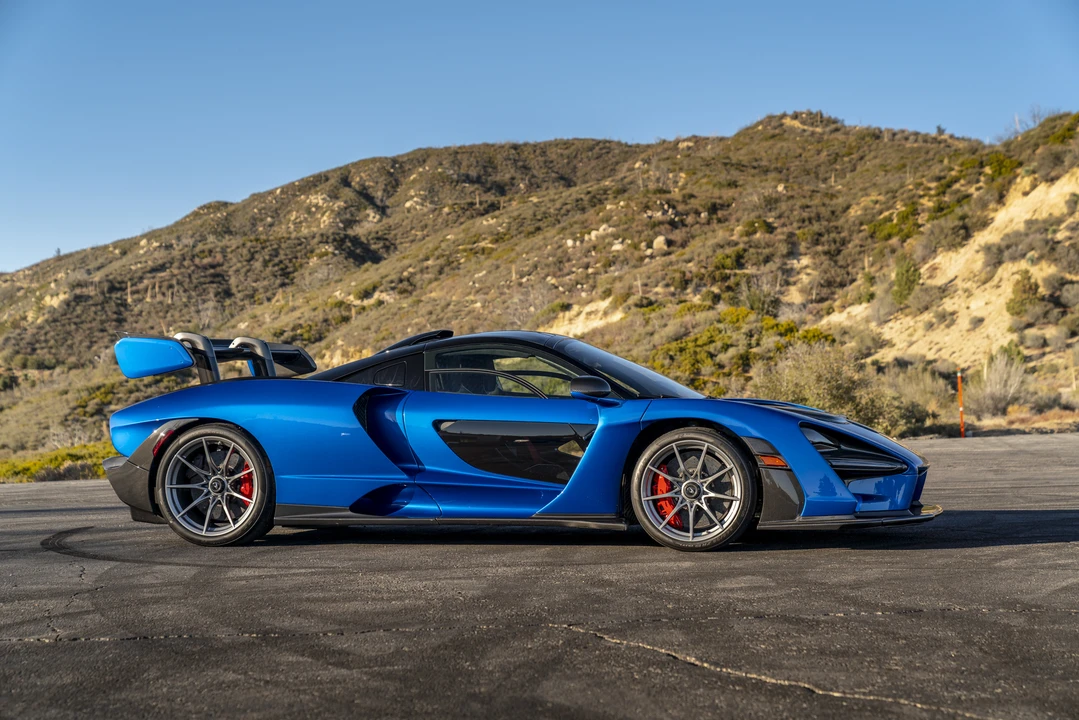 2019 McLaren Senna - Image 7 of 31