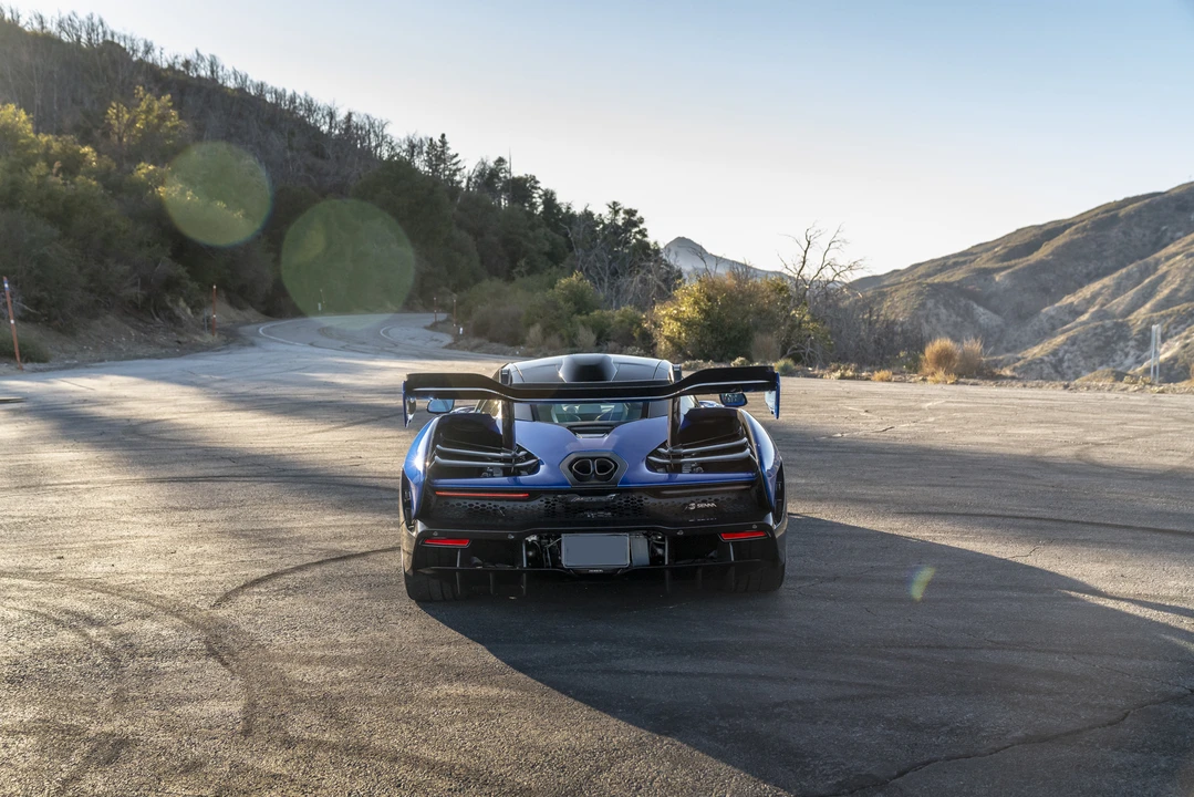 2019 McLaren Senna - Image 24 of 31